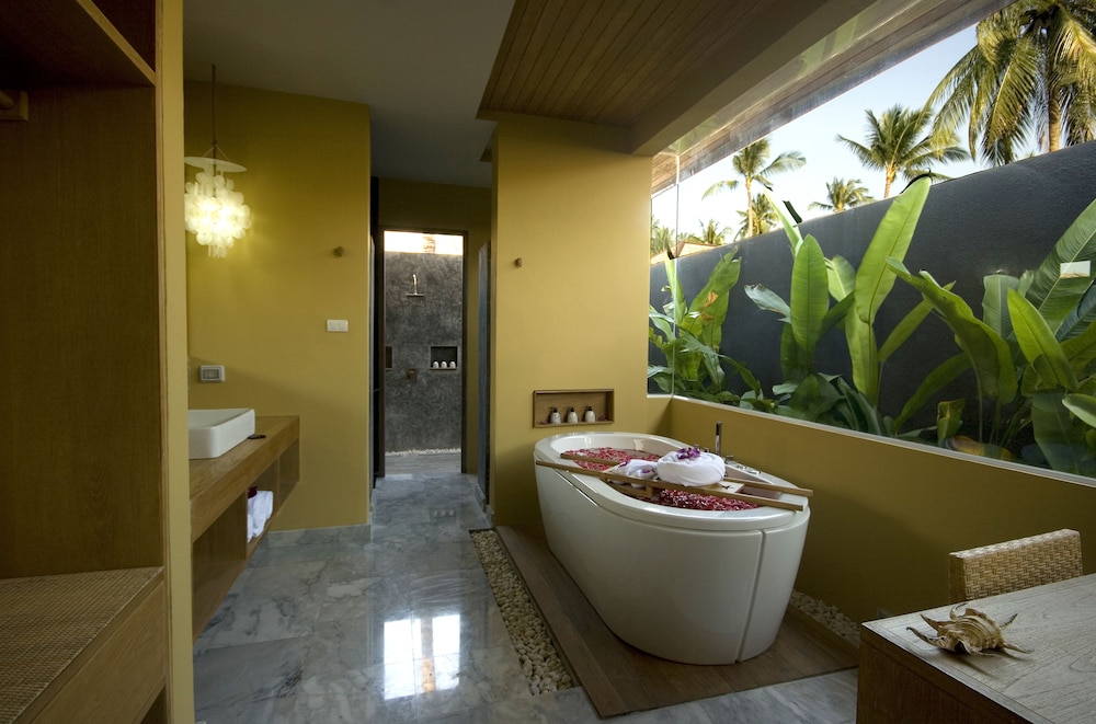 deva beach resort samui