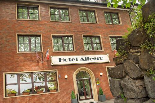 hotel allegro