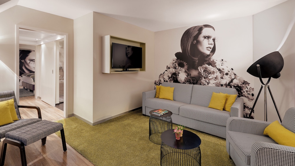 hotel indigo dusseldorf victoriaplatz by ihg