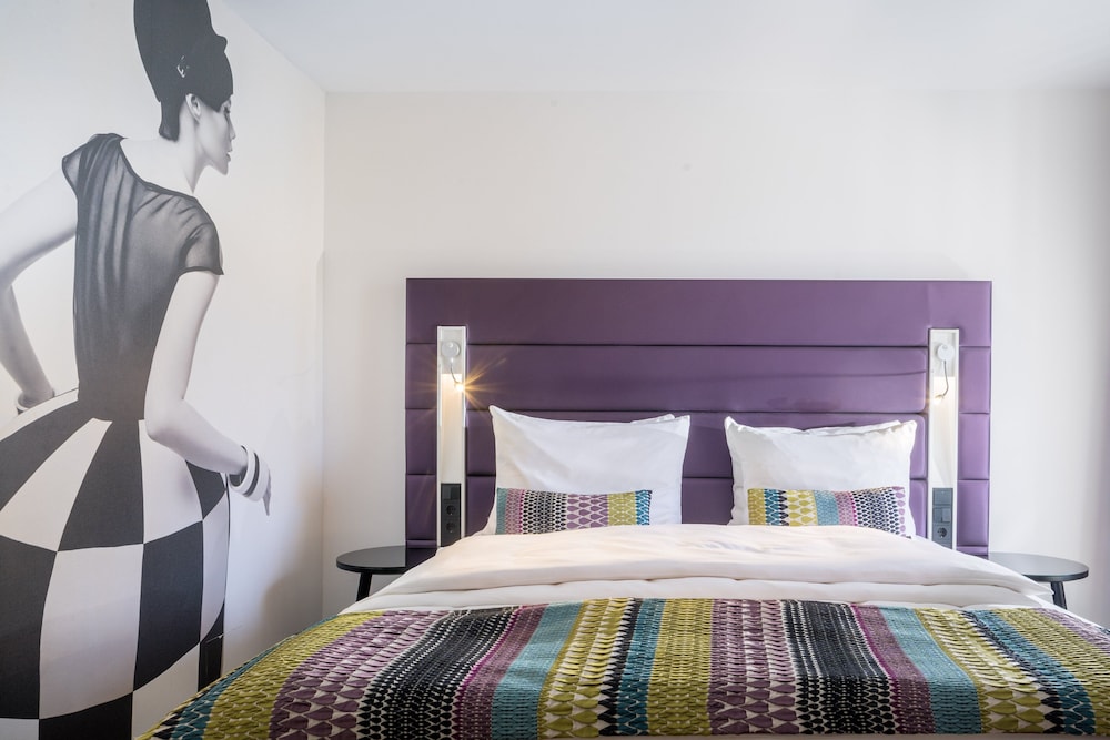 hotel indigo dusseldorf victoriaplatz by ihg