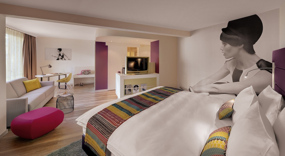 hotel indigo dusseldorf victoriaplatz by ihg