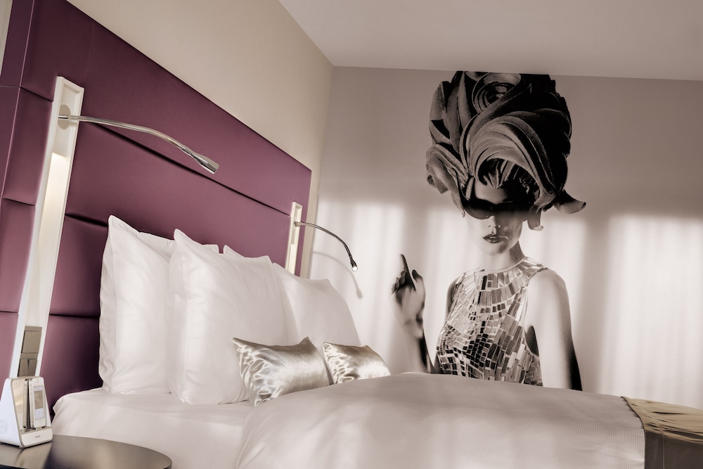 hotel indigo dusseldorf victoriaplatz by ihg