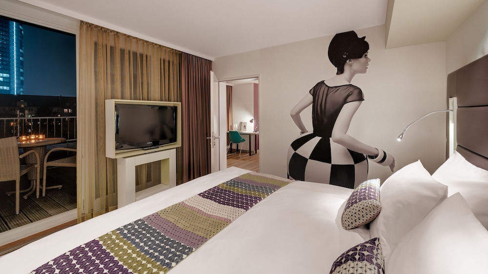 hotel indigo dusseldorf victoriaplatz by ihg