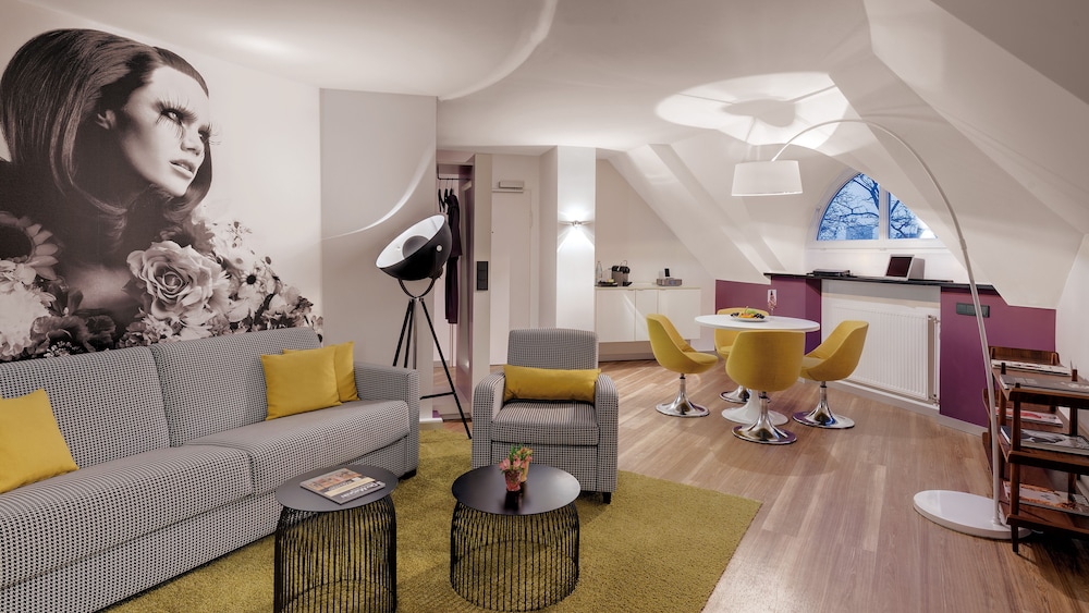 hotel indigo dusseldorf victoriaplatz by ihg