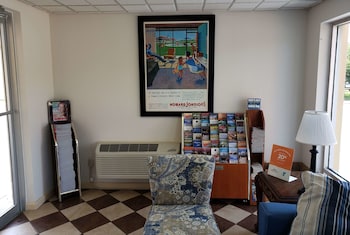 Howard Johnson By Wyndham Virginia Beach,Norfolk - Virginia Beach>>Norfolk,3 star