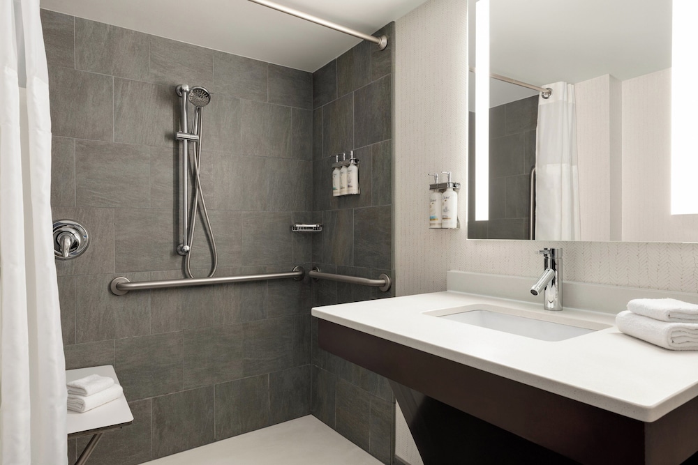 holiday inn virginia beach norfolk by ihg