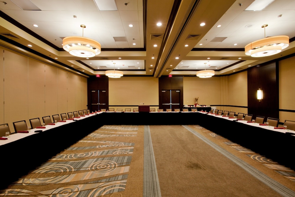 holiday inn virginia beach norfolk by ihg