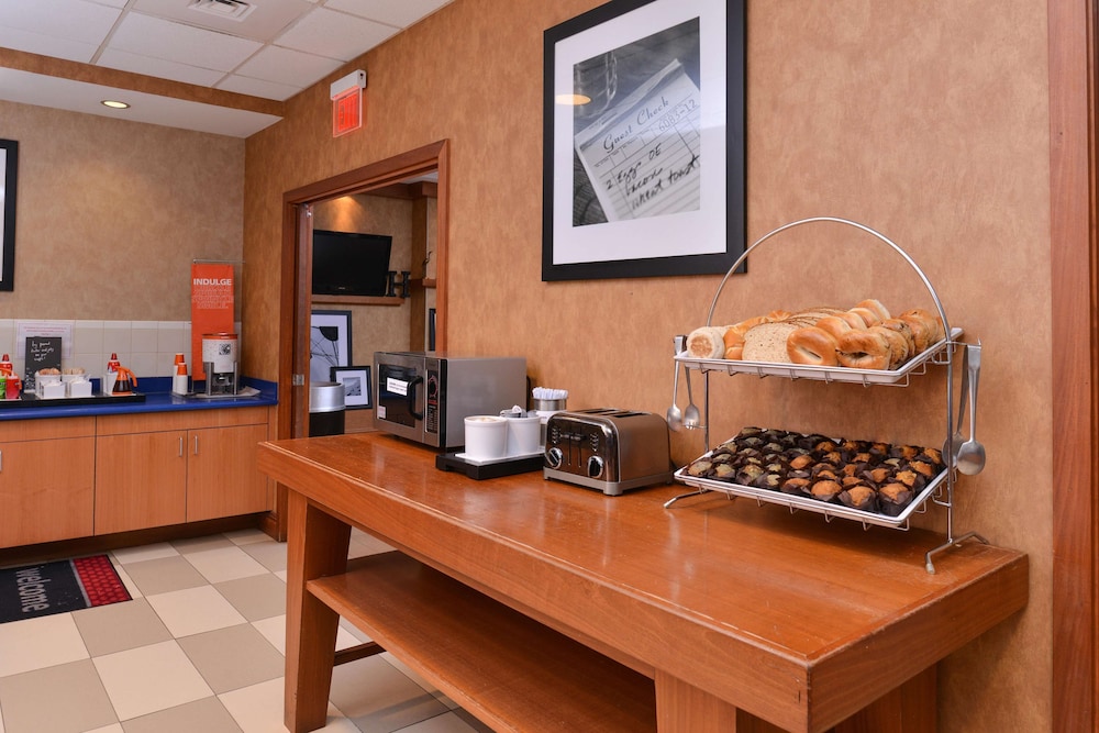 hampton inn norfolk naval base