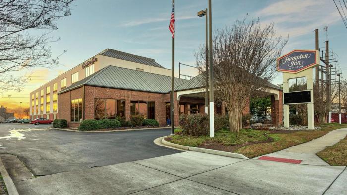 hampton inn norfolk naval base