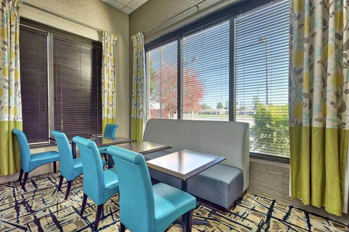 hampton inn norfolk naval base