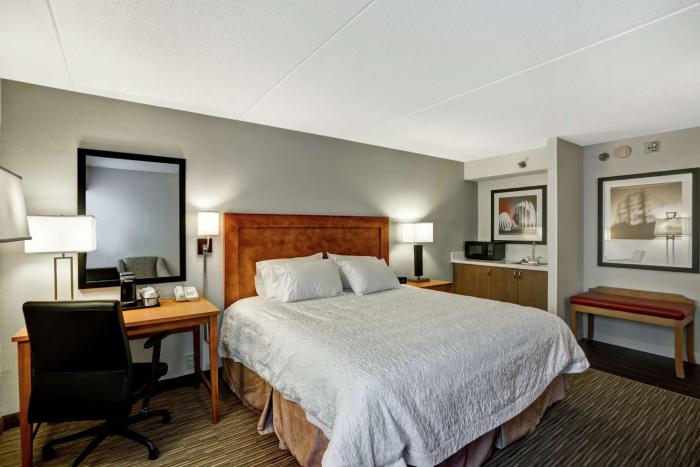 hampton inn norfolk naval base