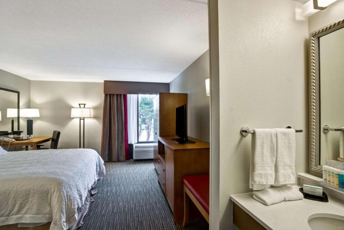 hampton inn norfolk naval base