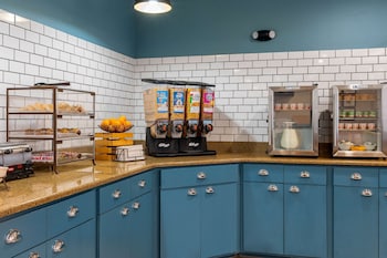 country inn and suites by radisson asheville outlet mall