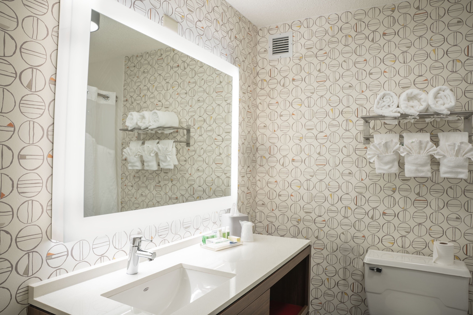 holiday inn asheville biltmore by ihg