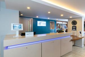holiday inn express birmingham oldbury by ihg