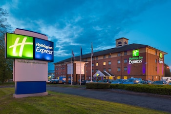 Holiday Inn Express Birmingham - Oldbury By Ihg,Near Oak House,3 star