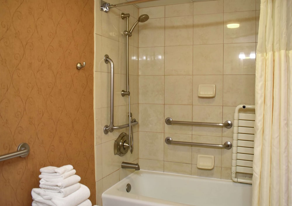 doubletree by hilton asheville biltmore