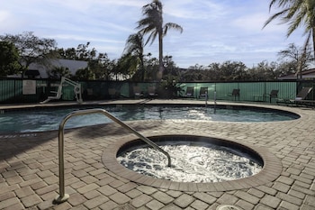 hampton inn sarasota i 75 bee ridge