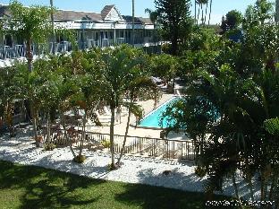 lantern inn and suites