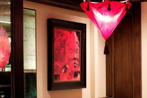 the raphael hotel autograph collection