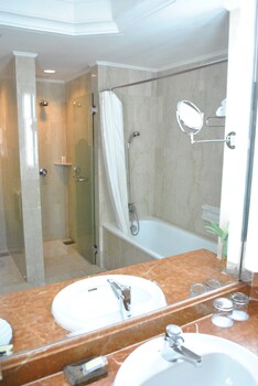 le grandeur palm resort johor