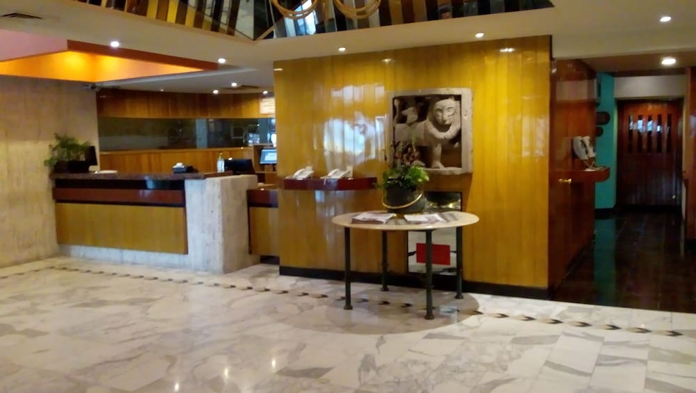 segovia regency hotel