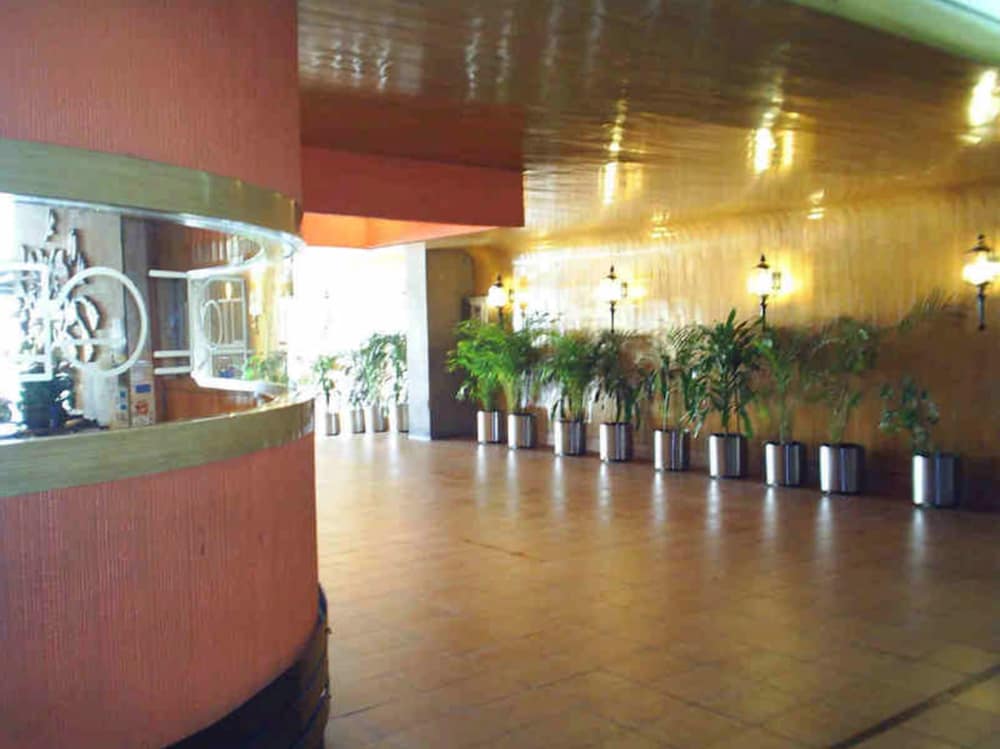 segovia regency hotel