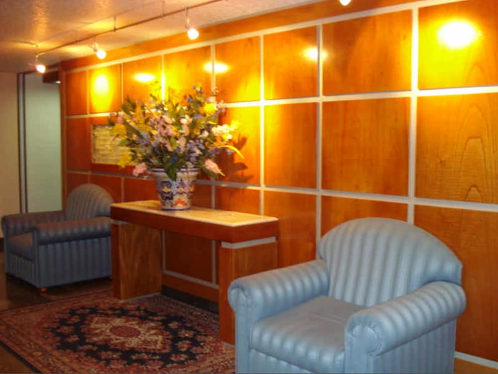 segovia regency hotel