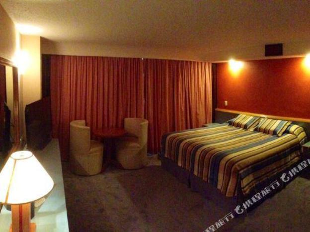 segovia regency hotel