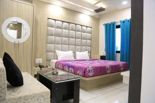 Hotel Raj Palace,India>>Shivpuri,3 star