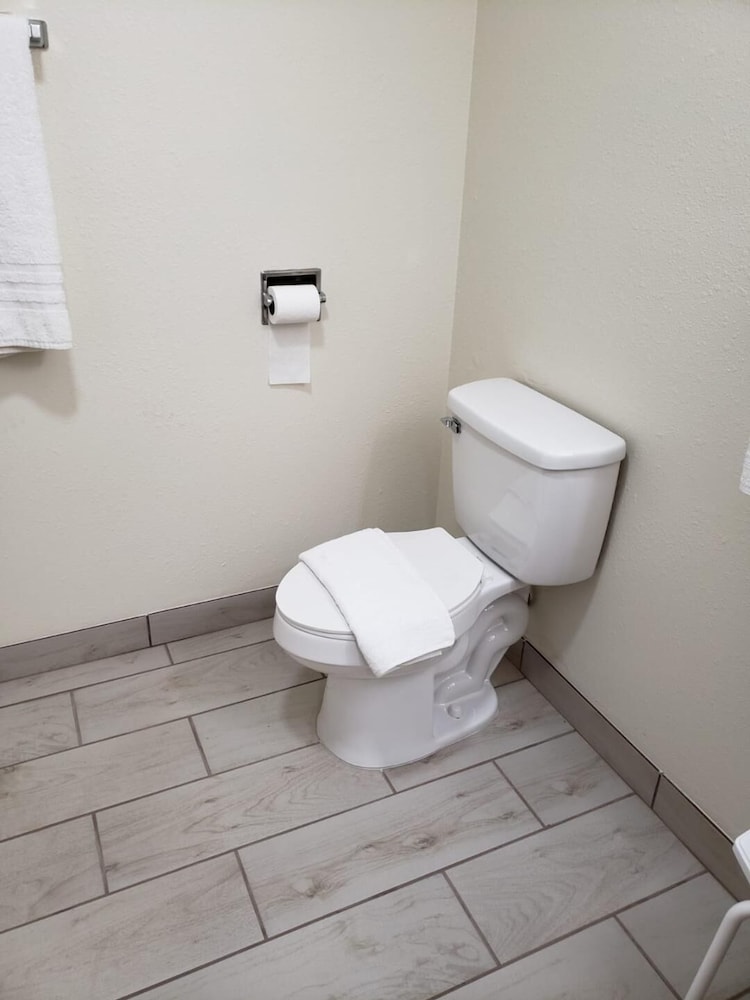 value inn and suites