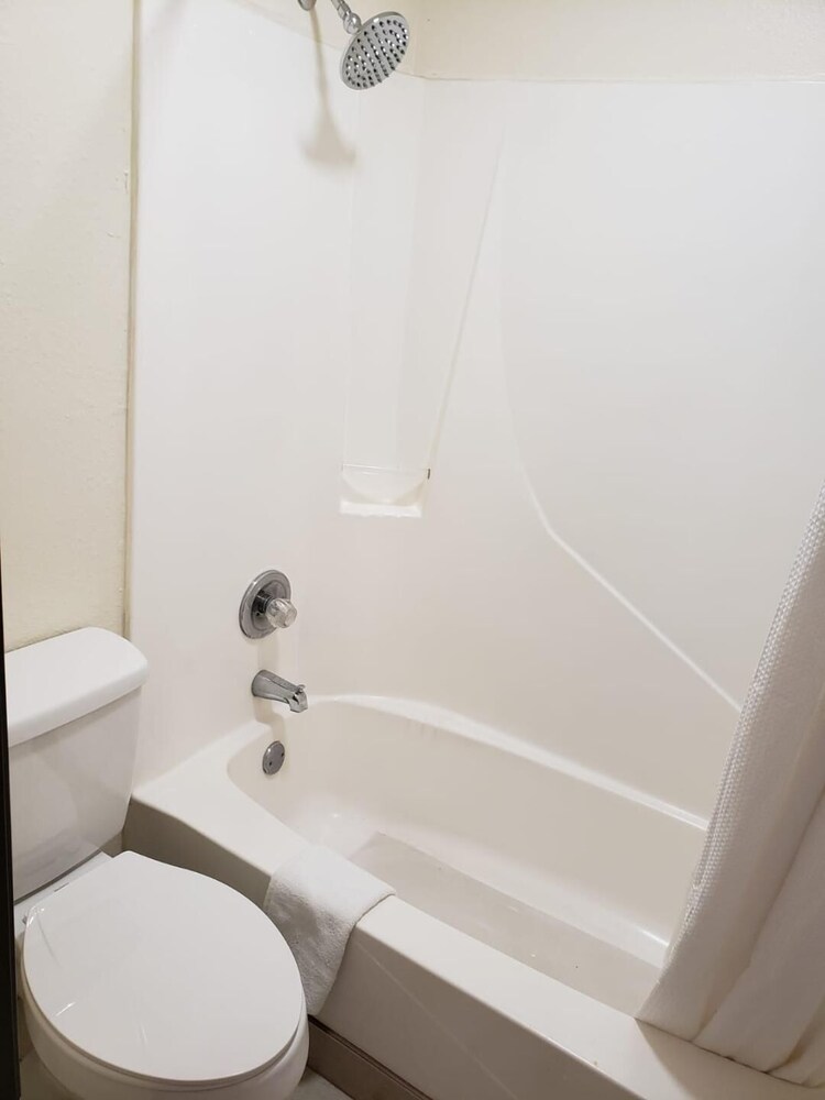 value inn and suites