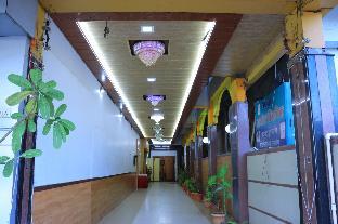 mayura lodge residency