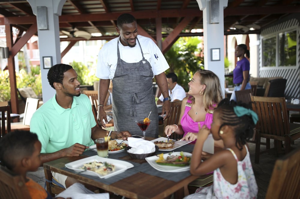 pelican bay resort at lucaya