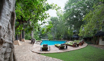 deer park hotel