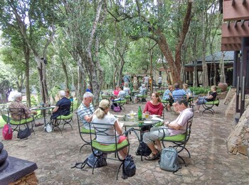deer park hotel