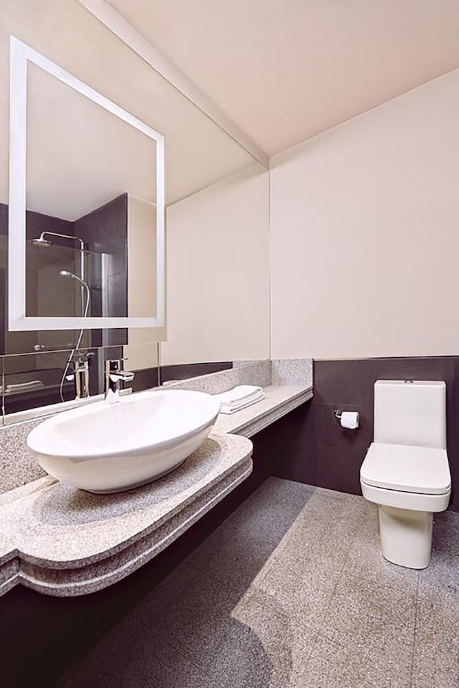 barcelo leon conde luna