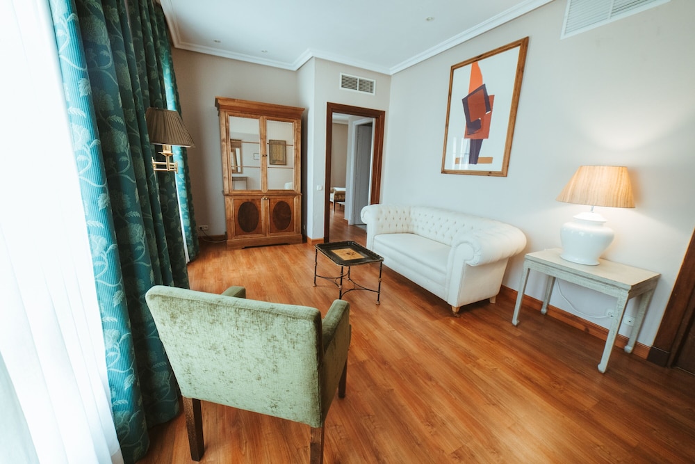 barcelo leon conde luna