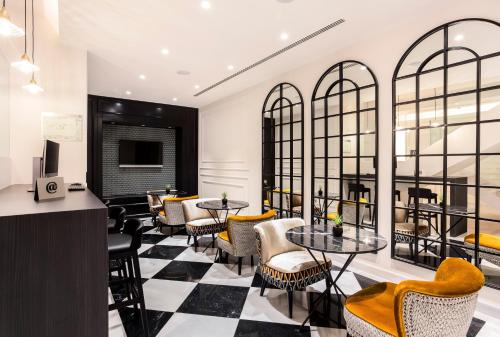 eurostars puerta real hotel