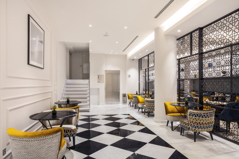 eurostars puerta real hotel