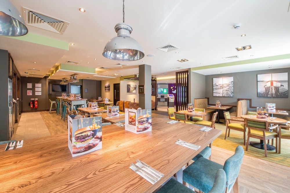 premier inn tenby town centre