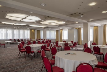 holiday inn munich unterhaching by ihg