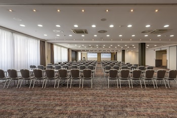 holiday inn munich unterhaching by ihg