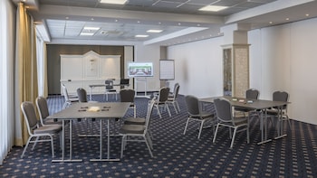 holiday inn munich unterhaching by ihg