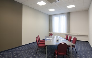holiday inn munich unterhaching by ihg
