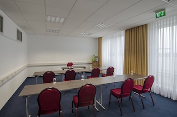 holiday inn munich unterhaching by ihg