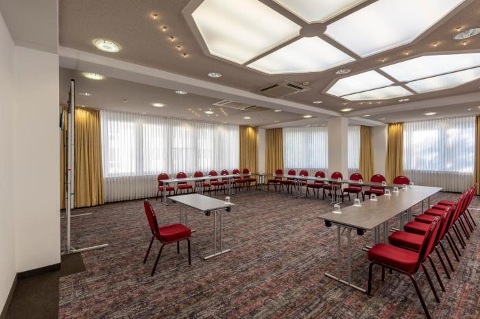 holiday inn munich unterhaching by ihg