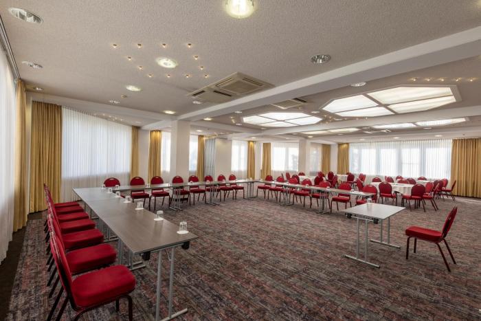 holiday inn munich unterhaching by ihg