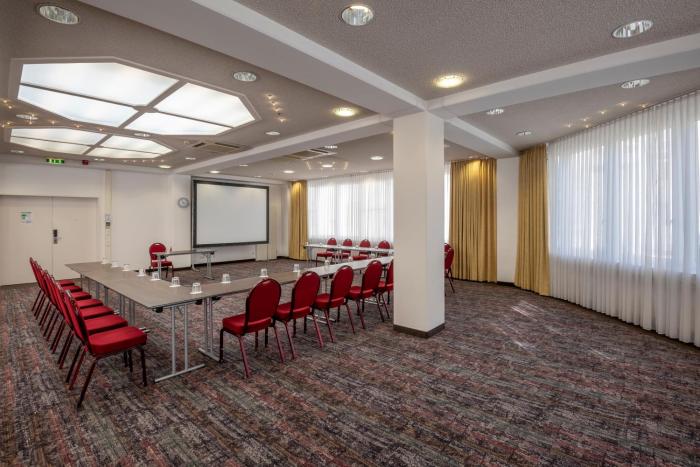 holiday inn munich unterhaching by ihg
