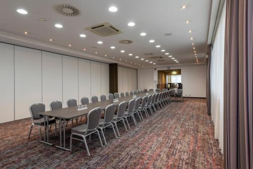 holiday inn munich unterhaching by ihg